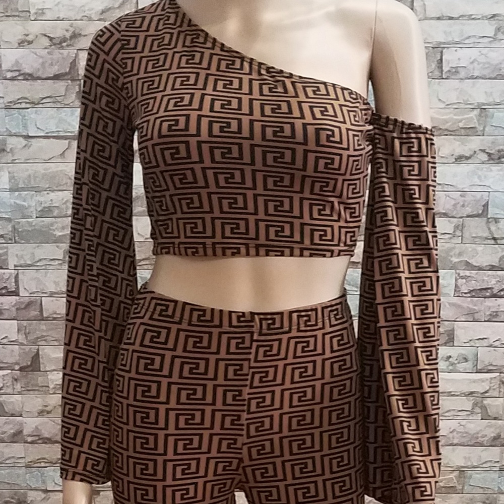 Brown Maze Print 3 Piece Head Wrap Top & Pants Set